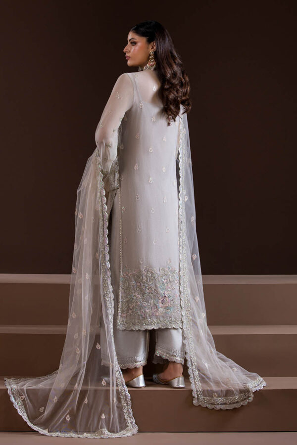 Ready to wear - Image 4